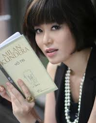 Không đẹp bằng lisa con hà hồ. Jecjxrxbdk5oum
