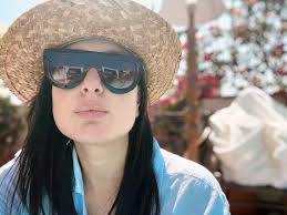 Kareena kapoor khan and saif ali khan welcomed their little son, taimur ali khan pataudi in december 2016. Kareena Kapoor Khan Shares First Selfie Post Becoming A Mommy To A Baby Boy Photogallery Etimes