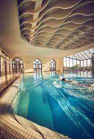 Echtes Thermalwasser Erwartet Sie In Unserem 70 Quadratmeter Grossen Pool Mit Wasser Aus Unserer Hauseigenen Thermalquelle Sch Hotels Luxushotel Therme