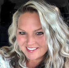 Marcie Bright's Instagram, Twitter & Facebook