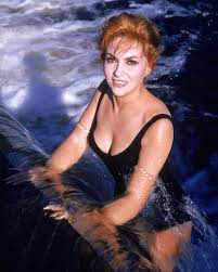 A wikimédia commons tartalmaz gina lollobrigida témájú médiaállományokat. Gina Lollobrigida Unifrance