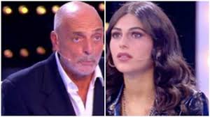 Paolo Brosio La Fidanzata Smascherata Dall Audio Choc Sto Con Lui Per