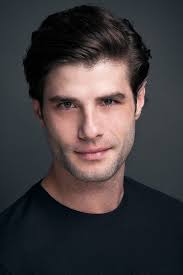 After graduating from university, he came to istanbul to work as a graphic designer with his close friend. Berk Cankat Filme Alter Biographie