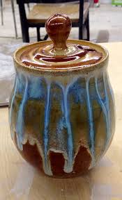 Ceramic Honey Pot With Wooden Honey Dipper Add Blue Haven Bee Company Honey For A Real Treat Www Bluehavenbee Com Pottery Jars Ceramics Wheel Thrown Ceramics
