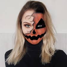 Halloween make up ideen, wie sie ihr gesicht schminken. Best Half Face Halloween Makeup Ideas Popsugar Beauty