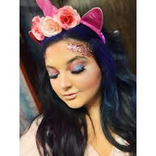 I finally broke out my camera light that I got for Christmas two years ago  in order to start making makeup tutorials. I did my first one tonight and  will be posting