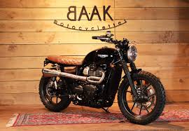 Custom Triumph Street Twin By Baak Motocyclettes Triumph Street Twin Triumph Bikes Classic Bikes