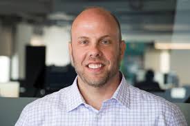 Media & analyst team