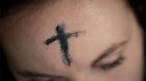 Esta semana se celebró el miércoles de ceniza, una fecha muy importante en el calendario litúrgico católico, el cual marca el comienzo de la cuaresma; Miercoles De Ceniza 2021 Arquidiocesis De Monterrey Mexico Celebrara Sin Fieles