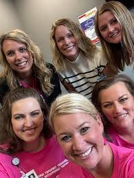 Tracy Knipper's Instagram, Twitter & Facebook