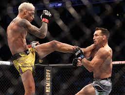 UFC 262 results: Charles Oliveira survives, KOs Michael Chandler
