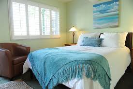 The hotel del coronado and coronado municipal golf course are also located just a couple. Crown City Inn 75 Photos 60 Reviews Hotels 520 Orange Ave Coronado Ca Phone Number