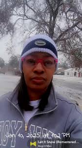 August Santan Snowbees