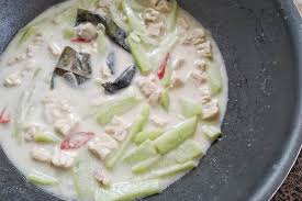 Sayur sop merupakan resep sayuran paling sehat saat ini. Resep Praktis Labu Siam Tempe Kuah Santan Womantalk