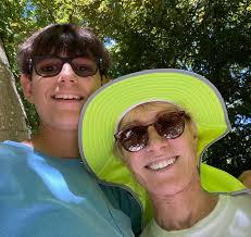 How can it be that today is already Kate's 17th birthday?! 🎈🎂 I've been  thankful everyday for my big-hearted daughter bringing our family so much  joy! ❤️