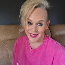 What are the best steps for easy cleaning for above ground pools?