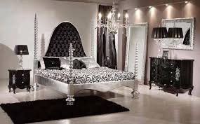 Shay poster bedroom set in black. Relax Furniture M Ø°ÙˆÙ‚ Ø±Ø§Ù‚ÙŠ Ø¬ÙˆØ¯Ù‡ Ø¹Ø§Ù„ÙŠØ© Ø¥Ù„ØªØ²Ø§Ù… ÙŠØ³Ø±Ù†Ø§ Ø²ÙŠØ§Ø±ØªÙƒÙ… Ù„Ù„Ù…Ø¹Ø±Ø¶ 8 Ø¨ Ø´ Ø²Ù‡Ø±Ø§Ø¡ Ø§Ù„Ù…Ø¹Ø§ Luxury Italian Furniture Furniture Black Bedroom Furniture