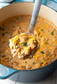 This slow cooker cheeseburger soup is filled with ground beef, lots of veggies all in a creamy, cheesy soup. Bacon Cheeseburger Soup Stovetop Or Crockpot A Spicy Perspective