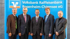 Roland Seidl Ruckt Im Vorstand Nach Wirtschaft In Der Region