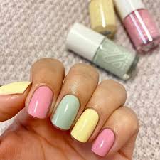 After the pastel makeup & hair trend, it's time to celebrate the upcoming summer season with a gorgeous pastel manicure! Celebrate Spring And Easter With These Nail Designs Photo 1