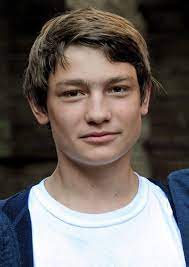 9 juni leonhard huizinga (73. Tragische Dood Duitse Acteur 18 Op Sziget Boom Op Tent Show Ad Nl