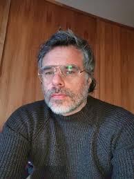 Caroline Barras (@CarolineBarras)