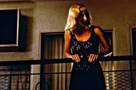 Fred wakes up one morning to answer the door intercom, where a mysterious voice gives him the message: Bild Zu Patricia Arquette Lost Highway Bild Patricia Arquette Filmstarts De