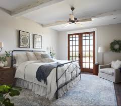 Magnolia home by joanna gaines it's where intentional spaces are created and where your story is written, the magnolia home furniture and accessories line is filled with pieces that are unexpected, unique and when blended together, create the perfect space for your family to call home. Episode 13 Season 5 Hgtv S Fixer Upper Chip Jo Gaines