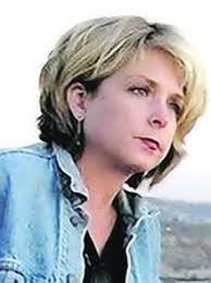 Dana Bowlin's Instagram, Twitter & Facebook