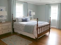 Whether it is a queen anne set or a vintage chippendale bed set, you can transform how your bedroom looks and feels in an instant. Modern Styling For An Antique Bed The Decorologist