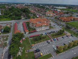 It is the district capital and largest town in hilir perak district and thir. Majlis Perbandaran Teluk Intan Home Facebook