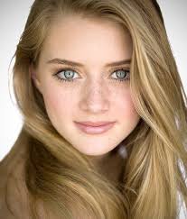Rapunzel Blonde Hair Green Eyes Blonde Green Eyes Strawberry Blonde Hair