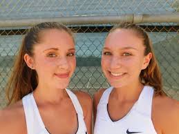 Madison Renaud and Sydney Castle, freshmen