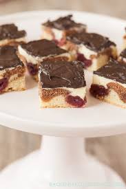 Klassische Donauwelle Vom Blech Backen Macht Glucklich Rezept Backen Coole Desserts Kuchen Rezepte Einfach