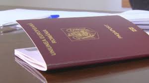 Vești bune pentru cei care îngroașă rândurile la ghișeele serviciilor de pașapoarte an de an, în special vara, în perioada concediilor. PaÈapoarte Pe 10 Ani DeÈteptarea Ziarul BacÄului
