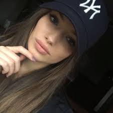 Alice Guerrero's Instagram, Twitter & Facebook