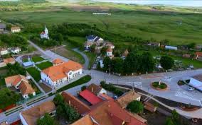 De vanzare parte de duplex situat in com. Miracolul Romanesc FÄƒrÄƒ Precedent Comuna Cu 3 200 De Oameni In Care O CasÄƒ Se Vinde Cu Cel PuÅ£in 30 000 De Euro