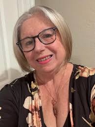 Hi, I'm Lawrence. I'm 50 and looking to meet a kind, genuine woman to spend  time with. I'm not in a rush—just hoping to make a real connection and see  where things