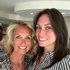 Meredith (Miller) Avery (@mer_2214)