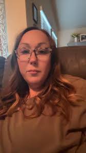 When the book is to good to put down lol #sahm #momlife #short #capcut  #booktok #funny #busyreading #bookhumor #shitscreek #reading #kindle