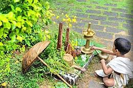 Talappanthukali which is game played with a ball is a favorite of men. Onam Wikipedia