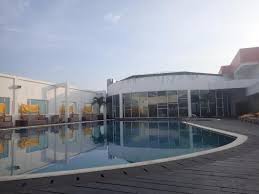 Kolam Renang Picture Of Grand Jatra Hotel Balikpapan Tripadvisor
