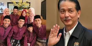 Kerajaan persekutuan, 62590 putrajaya untuk dikemukakan kepada ketua pengarah kesihatan malaysia. Ketua Pengarah Kesihatan Kenali Latar Belakang Dan Kehebatan Dirinya