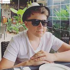 Młody człowiek, z ogromną aurą, mądrością, spokojem. Halina Mlynkova Pokazala Syna 16 Letni Piotr Jest Podobny Do Taty Skora Zdjeta Z Ojca