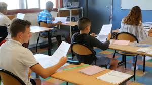 Le 28 juin 2021 aura lieu l'épreuve de mathématiques pour tous les élèves de 3ème candidats au brevet. Sujet Du Brevet De Maths 2021 Quels Sujets Peuvent Tomber Opera News