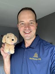 Justin Sutterfield's Instagram, Twitter & Facebook