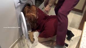 Find my Housekeeper Got stuck - XNXX.COM