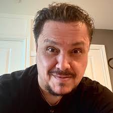 Patrik Laine with his fiancée Jordan Leigh at the launch of Jeux Urbains in  Montreal yesterday 😍