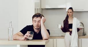 This isn't license to drop truth bombs. 21 Toxic Girlfriend Signs Not Easy To Spot It S Her Not You