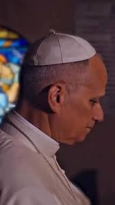 E a viagem chega ao fim... Ao final da celebração eucarística no Estádio  Franso Hariri, em Erbil, o Papa Francisco se dirigiu aos fiéis dizendo que  ouviu “vozes de sofrimento e angústia,